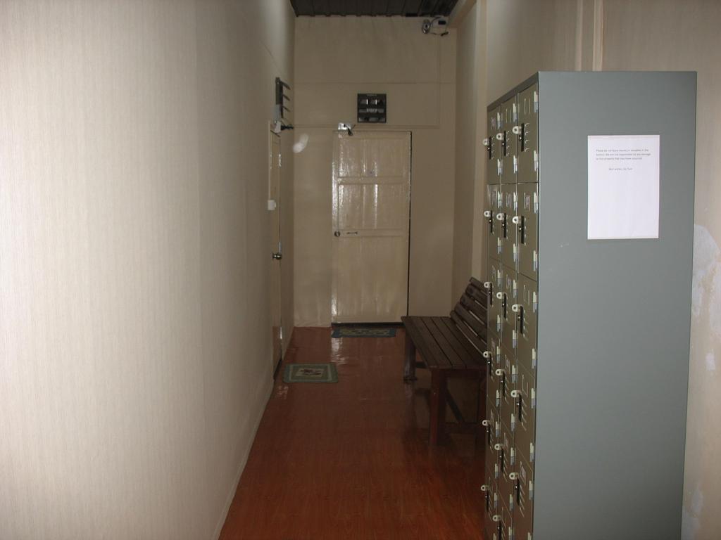 Gotum Hostel 1 Пхукет Екстер'єр фото
