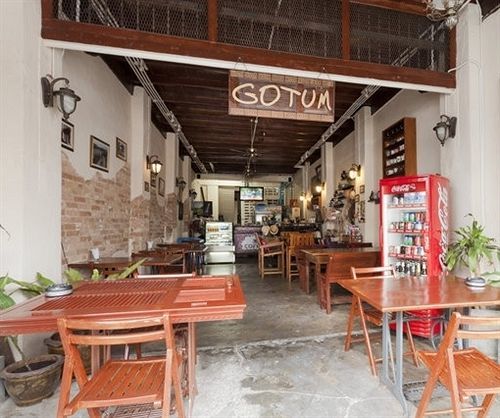 Gotum Hostel 1 Пхукет Екстер'єр фото